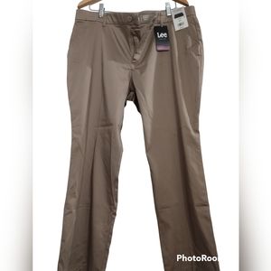 NWT Lee Comfort Waistband Pants